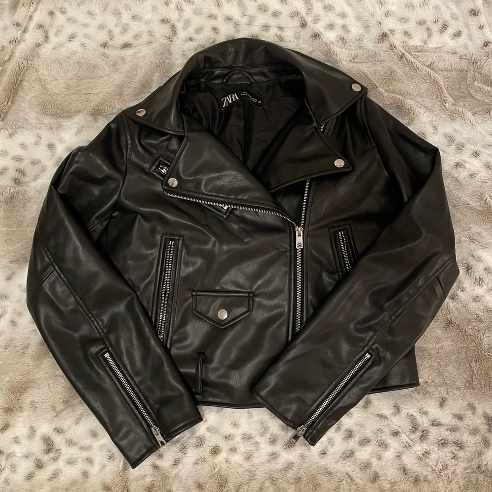 Leather jacket🖤